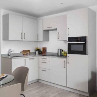 q-square-one-bed-suite-kitchen-mh23