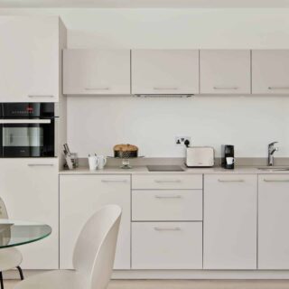 the-chronicle-exec-one-bed-with-terrace-kitchen-fd19