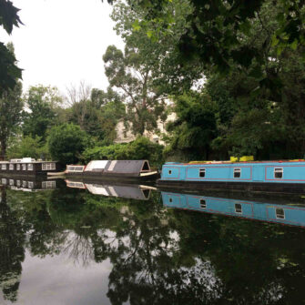 canals-little-venice-canals-Market-london-books-explore-travel-sights